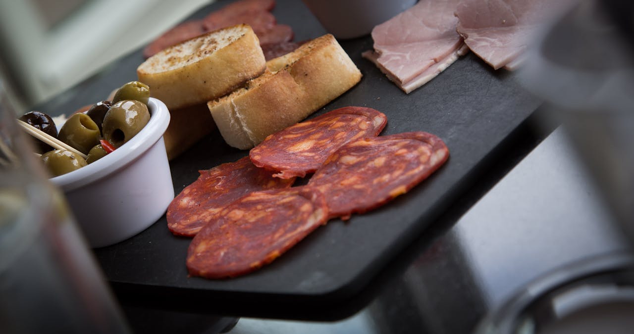 jamon-slices